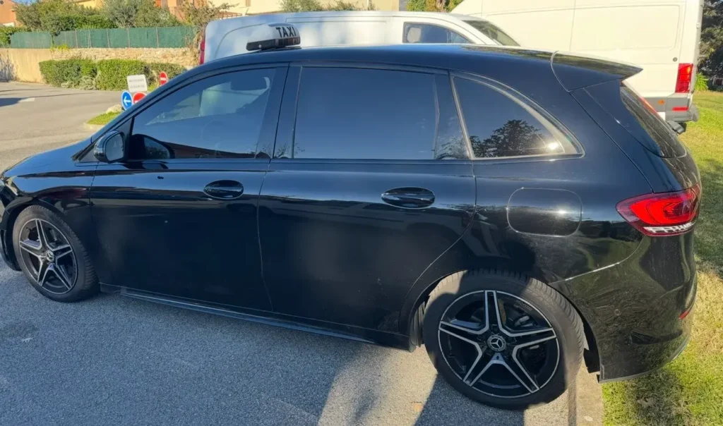 Résultat avant après d’une pose de vitres teintées à Grasse